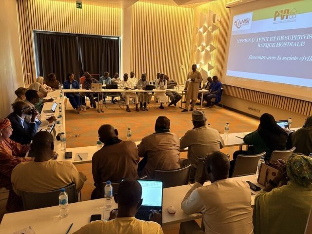 Inclusion numérique : les résultats du Projet Villages Intelligents partagés avec les partenaires et les médias à Niamey
